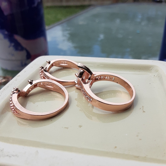 3 piece White Sapphire Rose gold size 7 ring - Picture 8 of 8